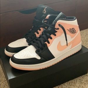 Air Jordan 1 Mid ‘Crimson Tint’ Size 11